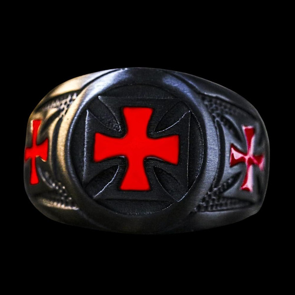 Classic Templar Cross Stainless Steel Men's Ring - Rock & Spark