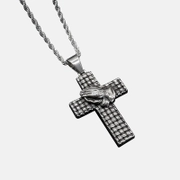 Pendentif croix tressée en acier inoxydable mains en prière
