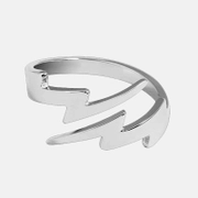 Klassischer minimalistischer Ring in Blitzform