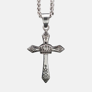 Pendentif croix en acier inoxydable avec couronne de diamants