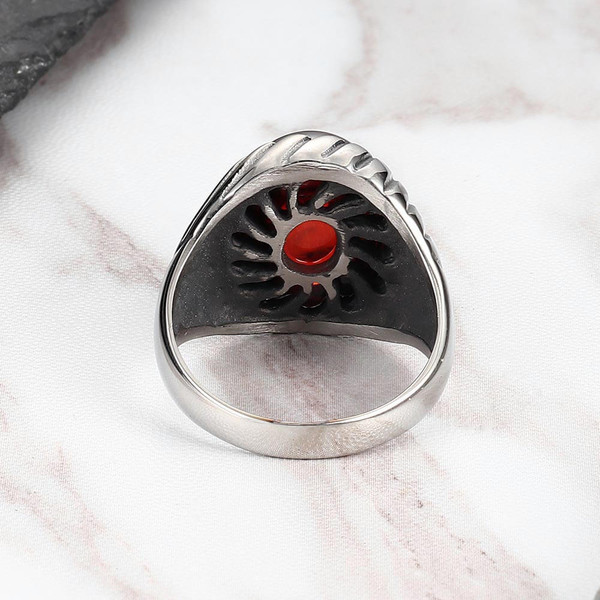 Bague vintage en acier inoxydable Onyx rouge et noir Rock Spark